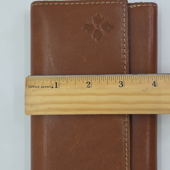 Patricia Nash Terresa Tan Leather Wallet - Picture 11 of 16